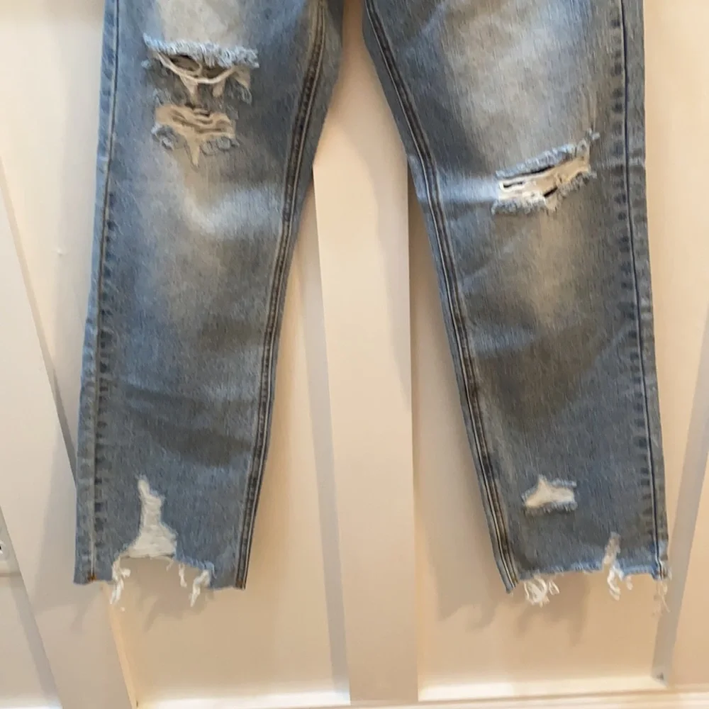 Urban Outfitters BDG NWT jeans size 24 distressed no stretch. - Picture 3 of 11